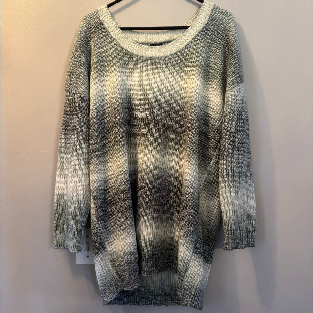 Torrid Women's Ombre Sweater - Gray and Cream